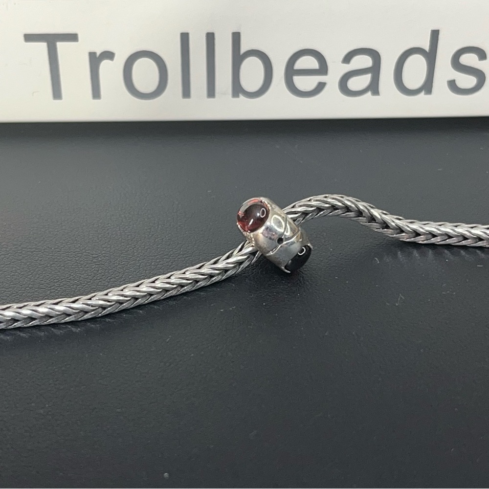 Trollbeads Retired Silver Bead With Garnets- 51712